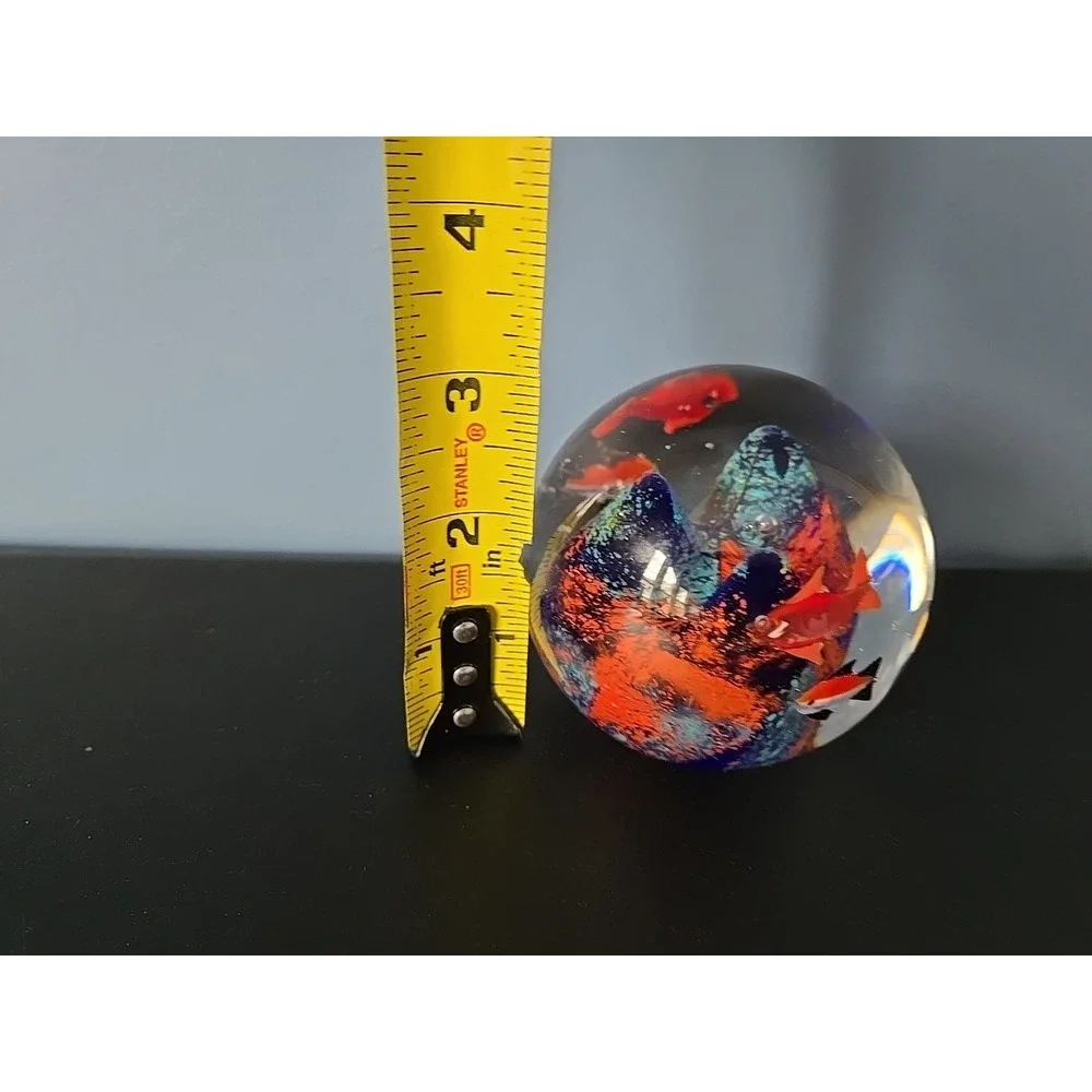 Crystal Collection Fish Paperweight‎ Handcrafted Round Shape Decorative